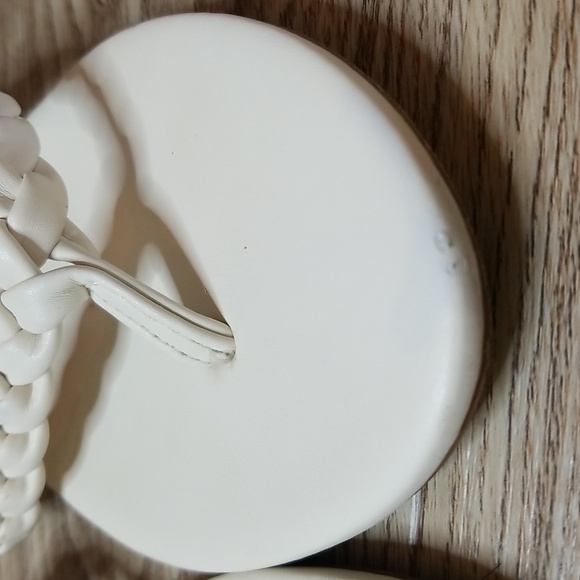 Tahari Tilla Sandal - Picture 3 of 12